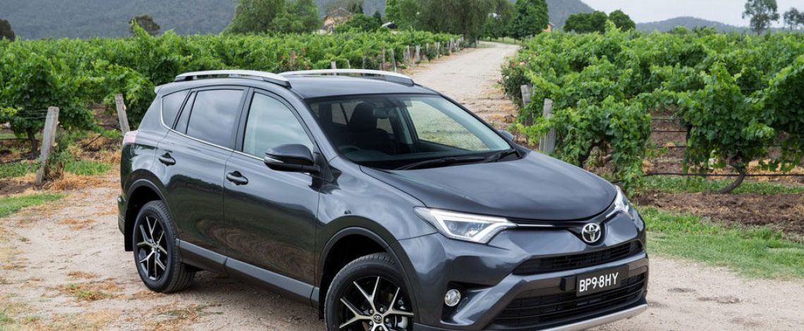 Hire SUV Rwanda for Cross Border Travel and Safari Tours