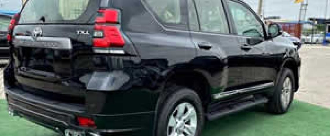 Plan Rwanda Trip with 4×4 Car Hire and Affordable SUVs